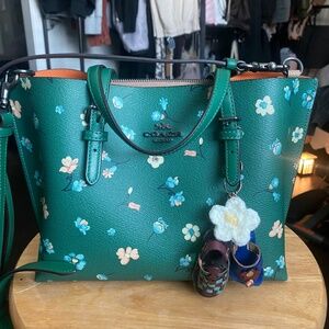 Coach Mollie tote 25